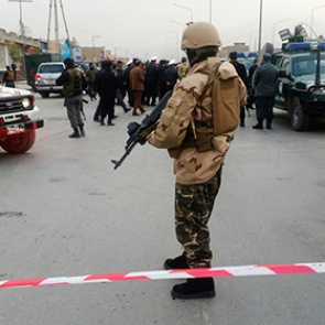 В результате теракта в кабульской мечети погибли 27 человек