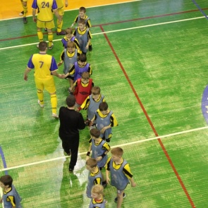 Сотрудники полиции Ачинска сыграли в футбол с кадетами