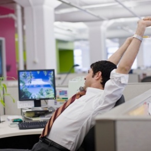 Началась первая рабочая неделя года: когда снова придут длинные выходные