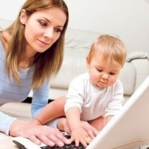 Служба занятости города Ачинска организует обучение женщин в период отпуска по уходу за ребенком до 3-х лет