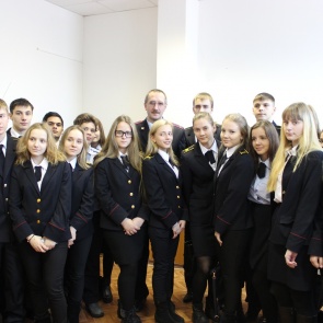 Ачинский «Студенческий десант» посетил экспертно – криминалистический отдел