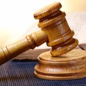 Житель Ачинска предстал перед судом за совершение кражи с проникновением в жилище