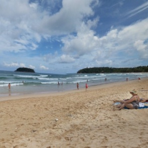 В Пхукете россиянин сорвался со скалы в море и погиб