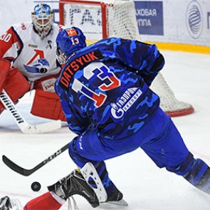 ЦСКА и СКА вышли в полуфинал западной конференции КХЛ