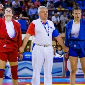 Женская и мужская сборные России победили на ЧЕ по самбо в Минске