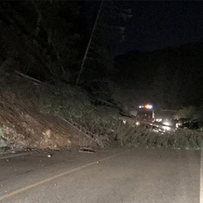 СМИ сообщили о гибели пяти туристов в результате землетрясения в Китае