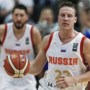 Сборная России обеспечила себе выход в плей-офф Евробаскета
