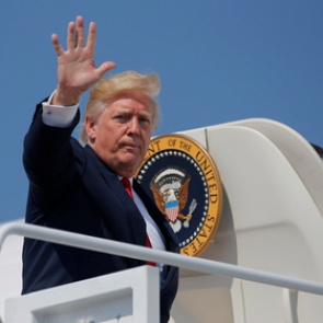 Рейтинг Трампа опустился до рекордно низких значений