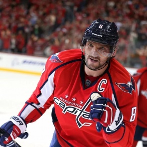 Овечкин сломал дверь на экскурсии в академии ФБР