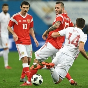Сборная России отыграла два мяча и вырвала ничью в матче с Испанией