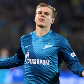 Кокорин не забил с метра в пустые ворота