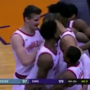 Баскетболисты НБА разыграли аут за полсекунды до конца игры и вырвали победу