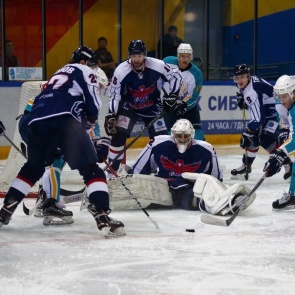 Хоккеисты красноярского «Сокола» обыграли чемпионов ВХЛ