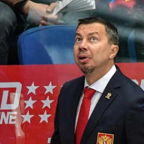 Сборная России без Знарка потерпела третье поражение подряд