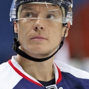 Известный красноярский хоккеист Александр Сёмин уходит из «Сокола»