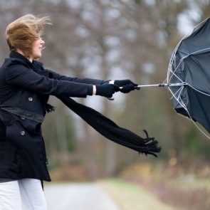 Ачинцев предупреждают о порывистом ветре и похолодании