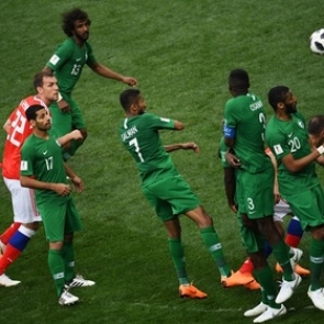 Саудовских футболистов накажут за проигрыш россиянам