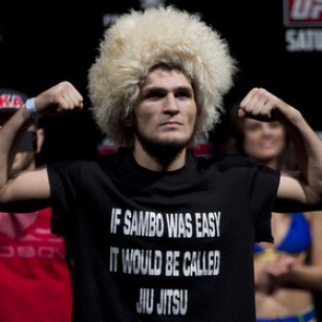 Cтало известно о планах Нурмагомедова получить украинское гражданство