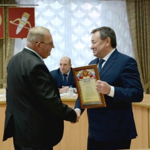 Илай Ахметов отметил отличившихся горожан в уходящем 2018 году