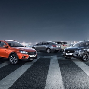 Lada Vesta получила новые комплектации и подешевела