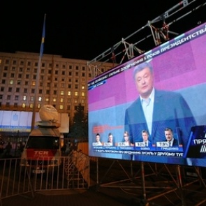 Порошенко призвал Зеленского быть мужиком