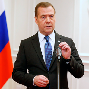 Медведев отменил советские законы