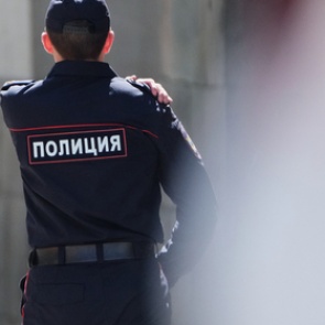 Спешившего к пациенту российского врача изнасиловали