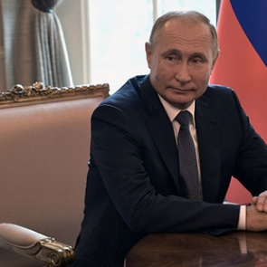 Путин помиловал трех осужденных