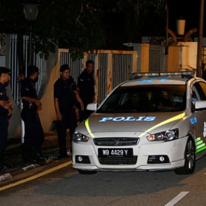 Извращенец заглянул под женскую юбку и умер