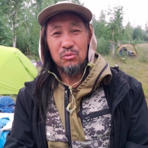 Шедшего к Путину шамана отправили в психбольницу