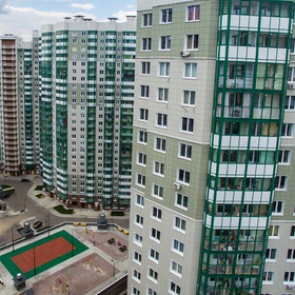 Россия потратит миллиарды на жилье для чиновников