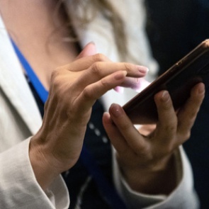 В России запустили горячую линию по недвижимости