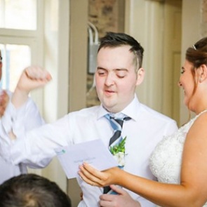 Умирающий мужчина женился на «любви всей его жизни»