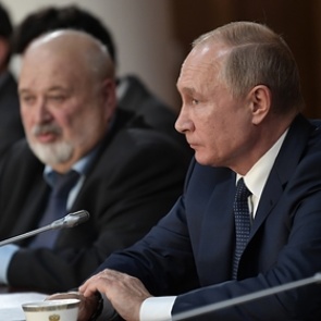 Путин пообещал бесплатное второе высшее образование для творческих профессий