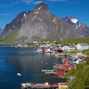 Российское судно подало сигнал SOS в Норвегии