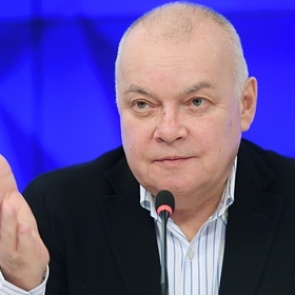 Киселев заявил о превосходстве любителей вина над любителями водки