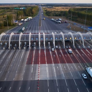 Платную дорогу от Москвы до Владивостока не построят: вряд ли на неё будет спрос
