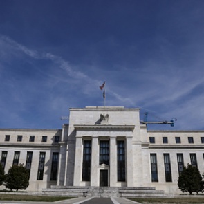 США пошли на экстренные меры из-за коронавируса