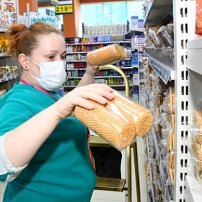 Вероятность нехватки продуктов в России из-за коронавируса оценили