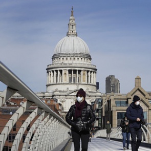 В Великобритании объявили всеобщий карантин