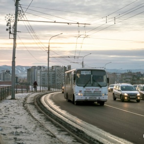 Выделенные полосы в Красноярске станут доступными для всех водителей
