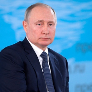 Путин назвал коронавирус проблемой серьезнее кризиса 2008 года