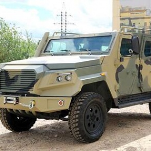 «Русский Land Cruiser» задумали создать на базе броневика