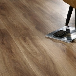 Укладка плитки ПВХ встык и на клей. Преимущества эксплуатации