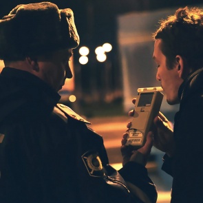 В ГИБДД рассказали о влиянии кваса и безалкогольного пива на алкотестеры