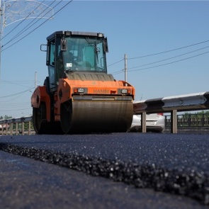 «Скупой платит дважды»: больше 40 % недавно отремонтированных дорог в Красноярске придется переделывать