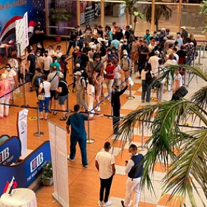 Прибывшие на первых рейсах в Хургаду россияне рассказали о происходящем в Египте