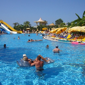 Россиянка побывала в Турции и раскритиковала менталитет соотечественников