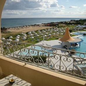 Россиянам объяснили правила въезда в открывшиеся зарубежные страны