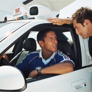 Премьера фильма «Такси–5» и другие части культовой комедии «Такси» — на канале «Дом кино»